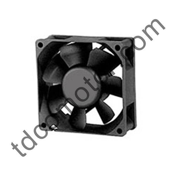 ڈی سی محور فین 70x70x25 YZ-7025D بازو بیئرنگ بال اثر